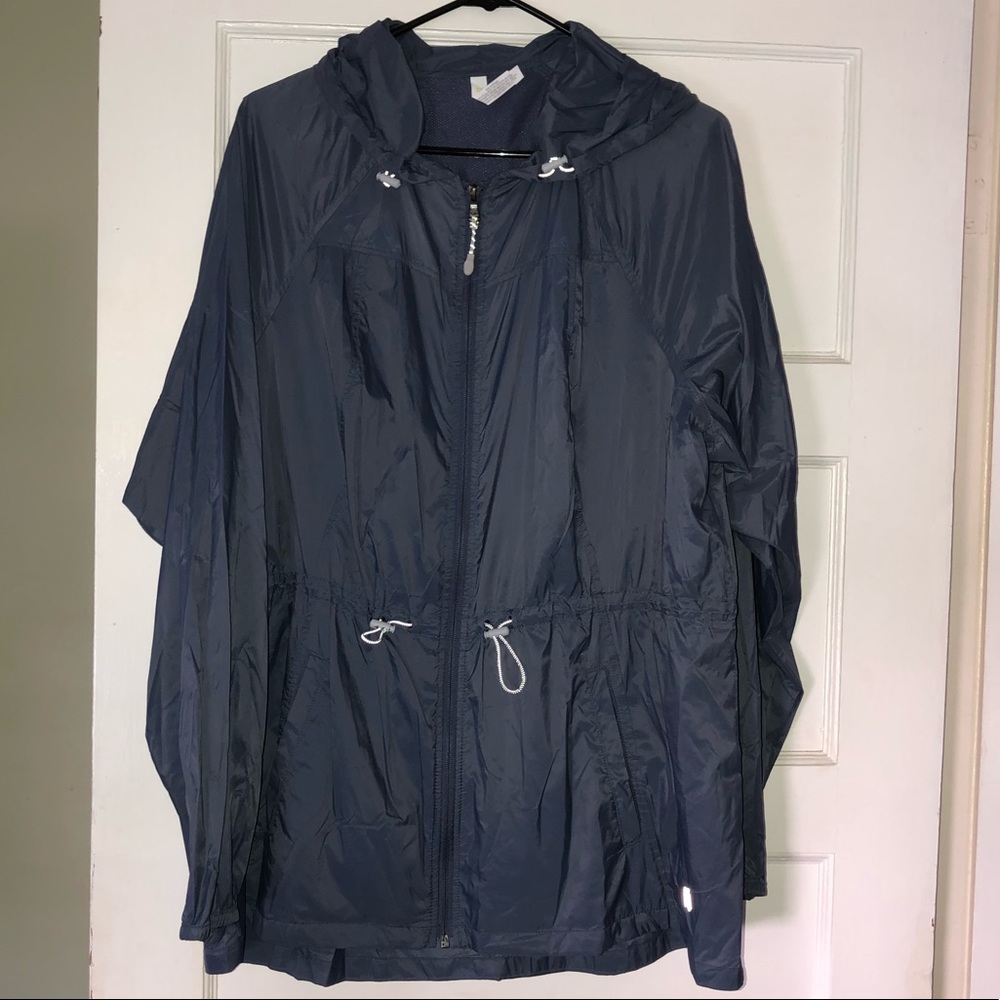 NWOT Tek Gear woman’s nylon, hooded jacket